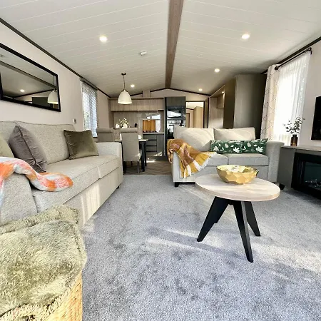 Oakland With Hot Tub And Free Parking Apartment York